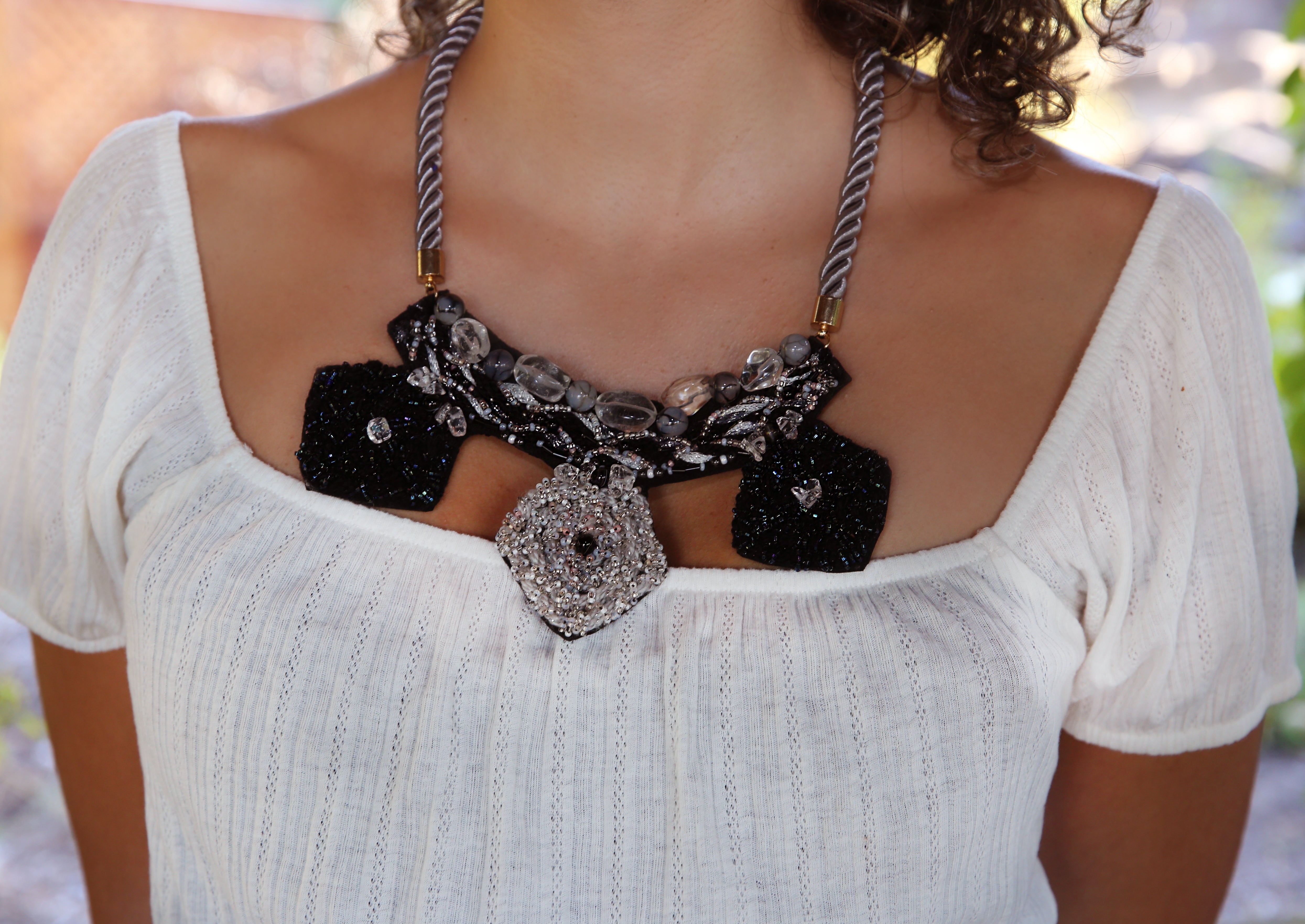 Three diamonds in the sky- Clear Quartz, Vein Agate, Black Agate Statements Necklace