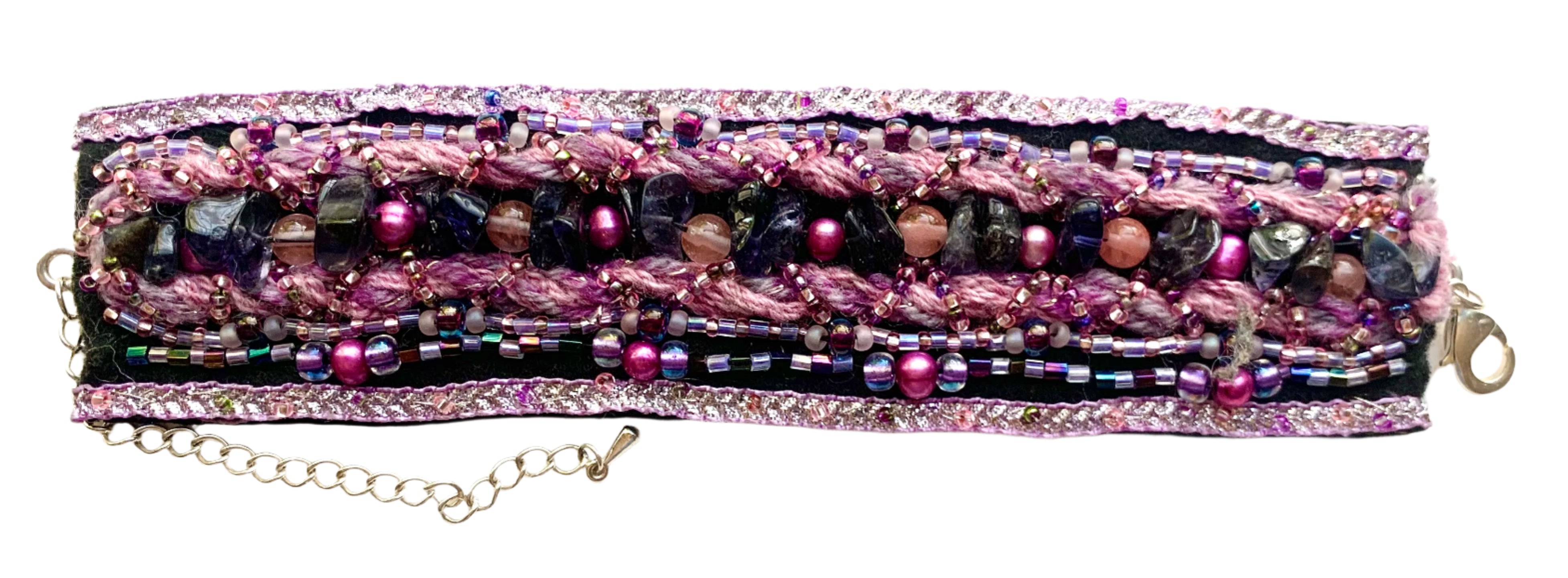 Petal Glow Beaded Bracelet